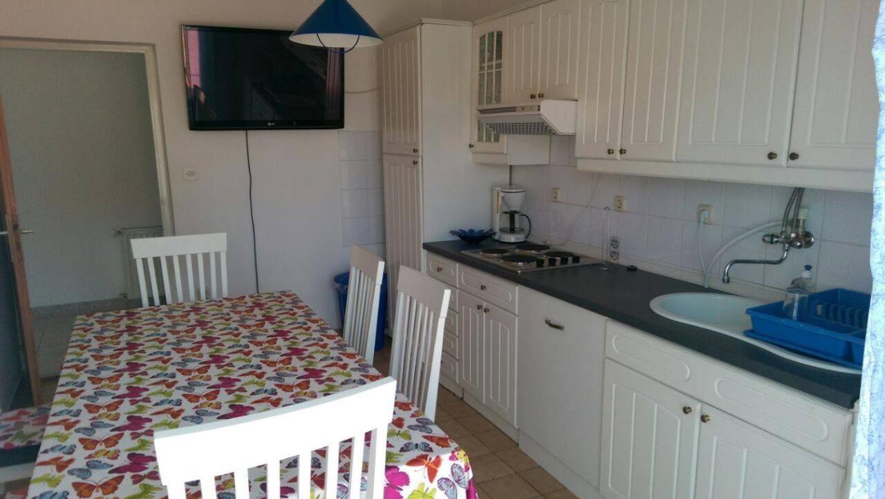 Apartmani Slavica Biograd Na Moru Exteriér fotografie