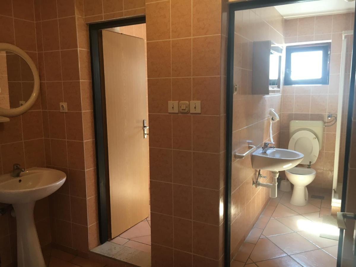 Apartmani Slavica Biograd Na Moru Exteriér fotografie