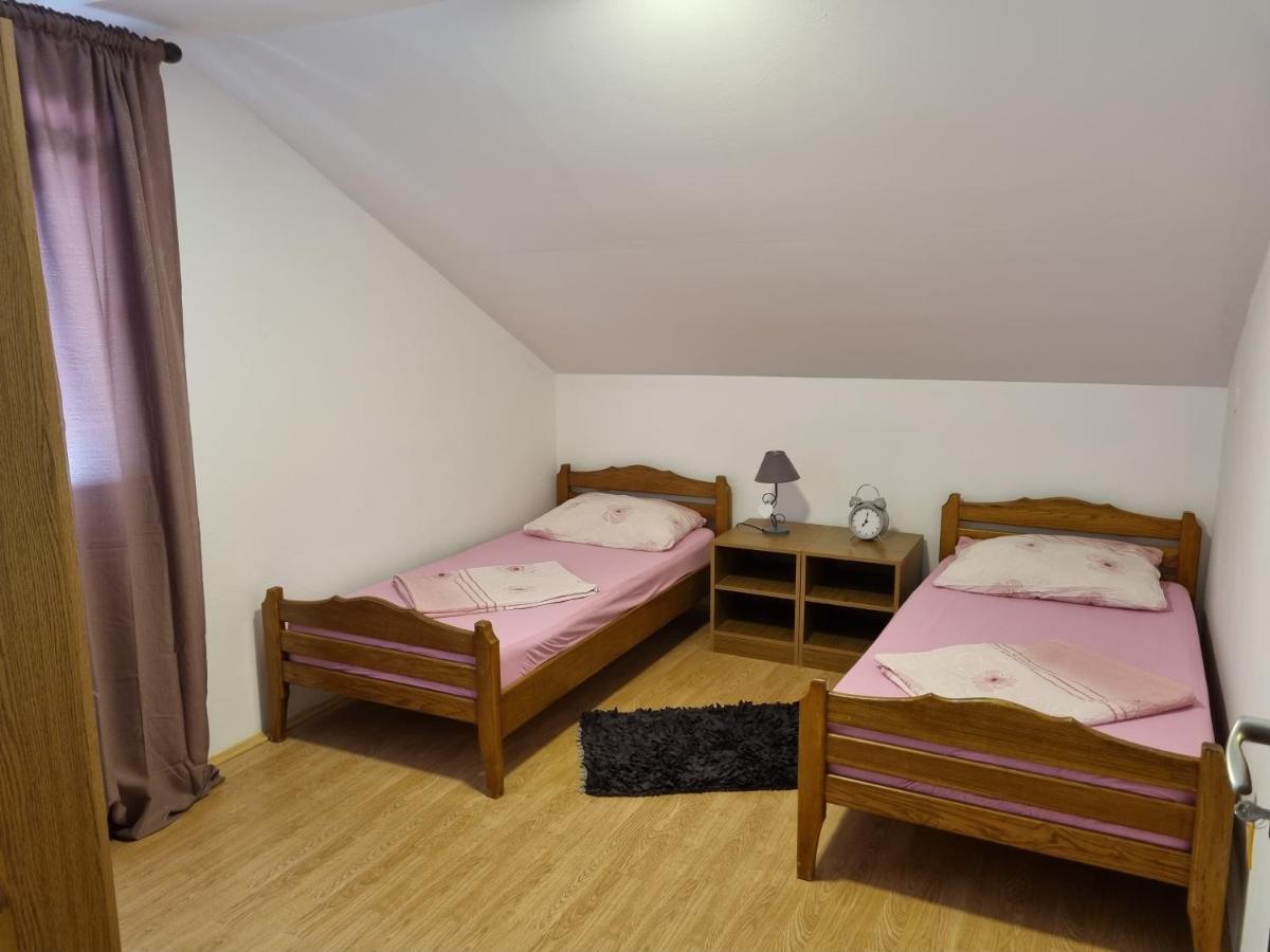 Apartmani Slavica Biograd Na Moru Exteriér fotografie