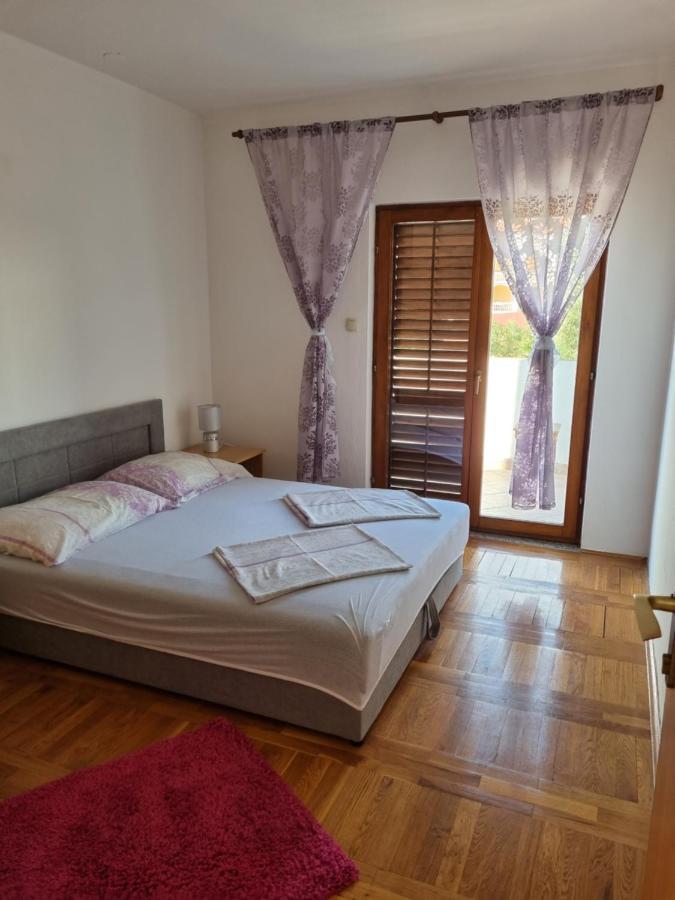 Apartmani Slavica Biograd Na Moru Exteriér fotografie